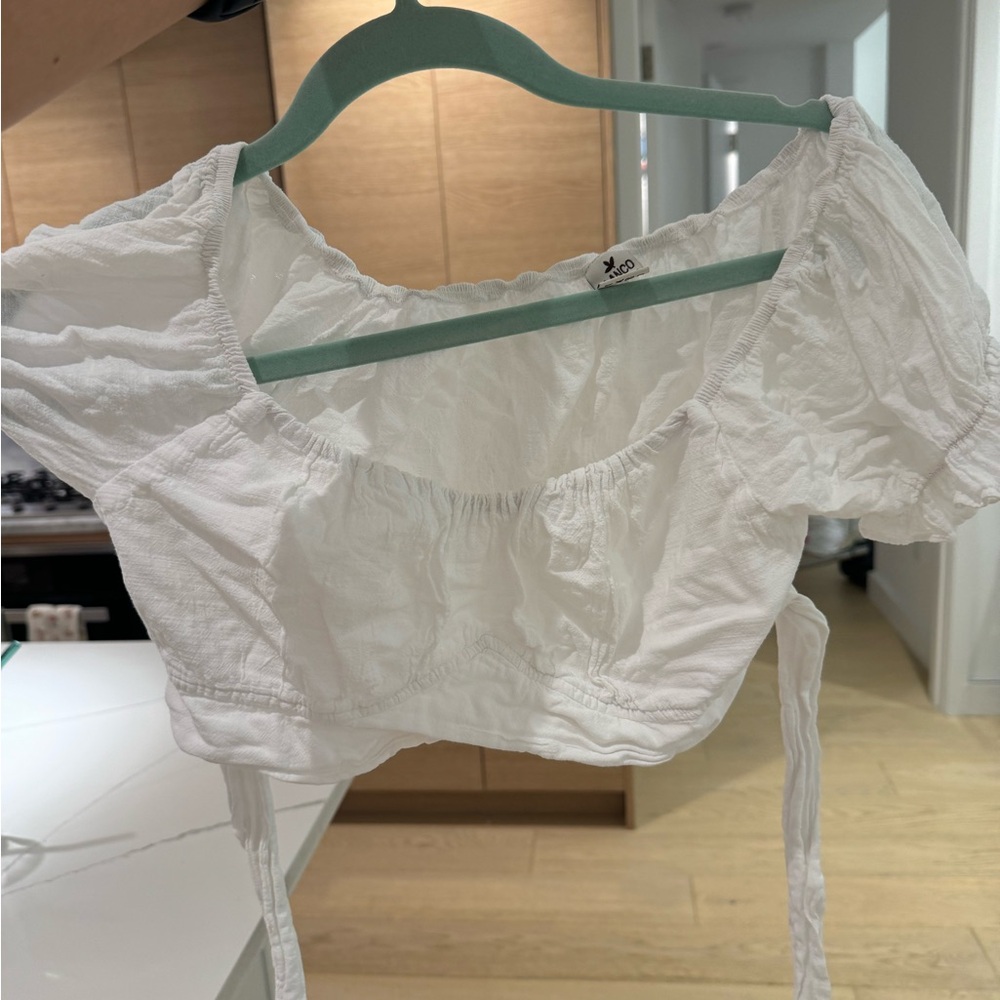 White tie back crop top